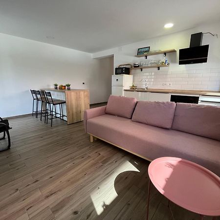 Apartmani Mlinar - Two Bedroom Apartment With Seaview เกรบัชติซา ภายนอก รูปภาพ