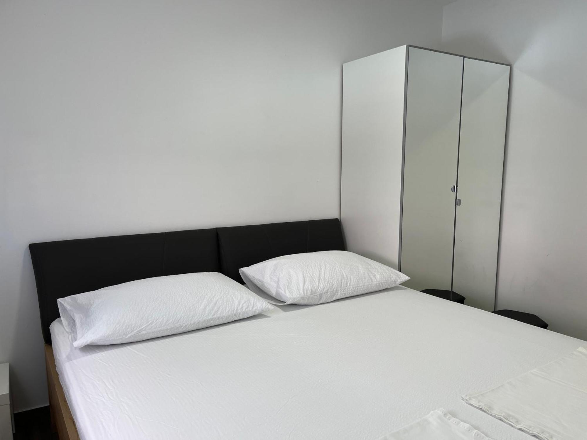 Apartmani Mlinar - Two Bedroom Apartment With Seaview เกรบัชติซา ภายนอก รูปภาพ